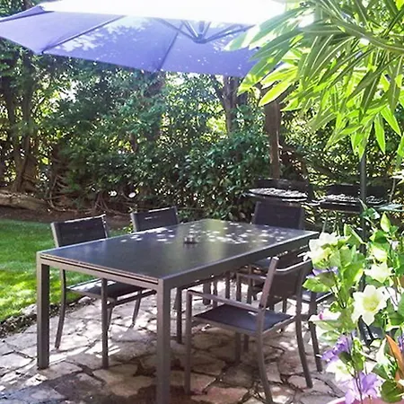 villa Rue Velasquez Villa